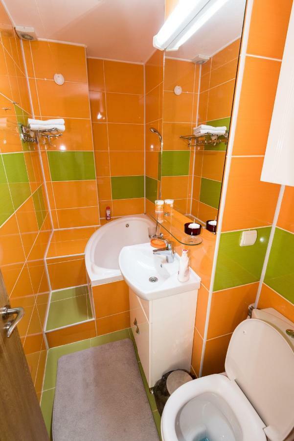 Ambiance studio Galaţi Esterno foto